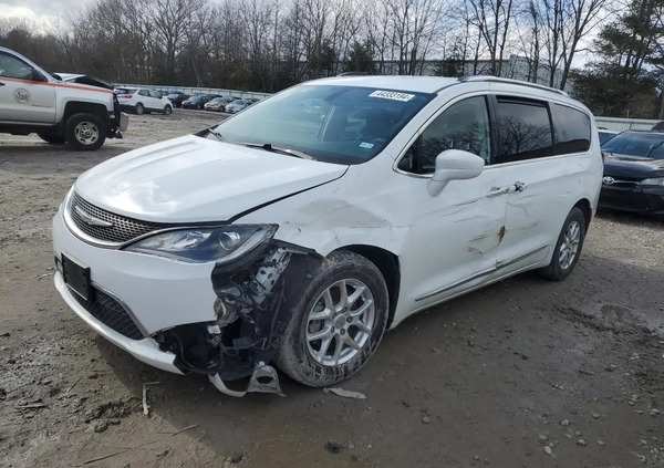 Chrysler Pacifica cena 42500 przebieg: 106073, rok produkcji 2020 z Murowana Goślina małe 56
